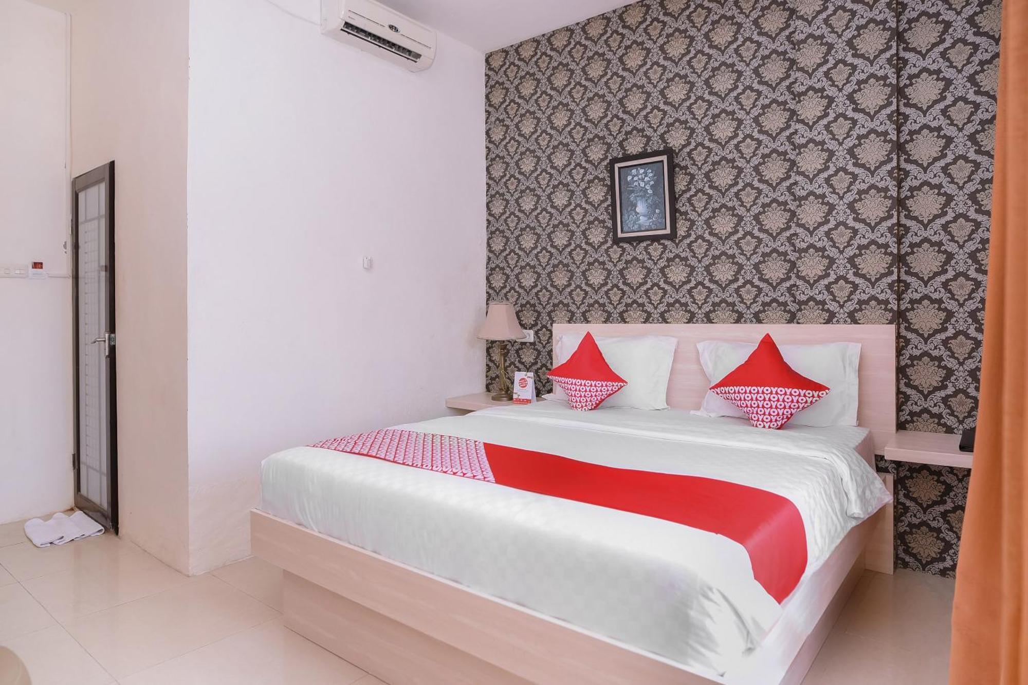 Capital O 854 Ub Caisar Hotel Banda Aceh Exterior foto